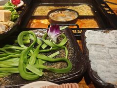 -老牌坊云南鱼豆花火锅(爱建店)