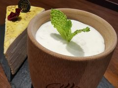 -ZING COFFEE 镜咖啡