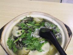 -小许三鲜砂锅馄饨店(家多乐烟酒店)