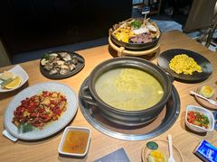 -一朵菌·野生菌探索家火锅(南亚店)