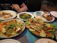 -Pakwan Restaurant & Bar