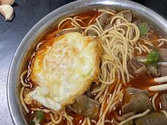 -薛记襄阳香辣牛肉面(平安路店)