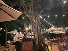 -三亚艾迪逊酒店·海滩烧烤 BARBACOA·现场乐队·浪漫晚餐·烧烤海鲜