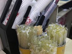 -沪上阿姨鲜果茶(华新大街店)