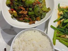 关东辣椒炒肉-关东小院(瀛海环宇坊店)