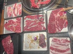 -何发发和牛烧肉·鳗鱼榴莲放题自助(乐峰广场店)