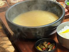 -银米·云南传统过桥米线(双廊黑金冠店)