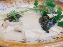 招牌鱼头汤-75幢私房菜馆