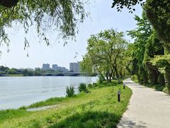 -凤城河风景区