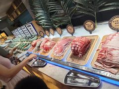 -锤头鲨毛肚海鲜烤肉自助餐厅(国购广场店)
