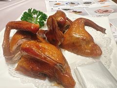 招牌红烧乳鸽-宴荟·粤式臻味(领展店)