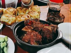 -宝瑞门钉肉饼店