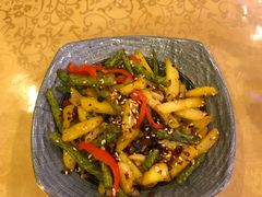 -维吾尔餐厅(宜山路店)