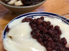 红豆白雪冰豆花-人和水上飘(第一家店)