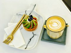 -UNI UNI(环亚凯瑟琳店)