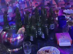 -UK派对KTV(日月广场店)