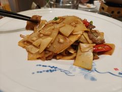 -椿记烧鹅(叠彩店)