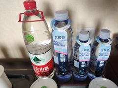 -燕山大酒店