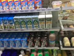 -全家便利店(崂山路四店)