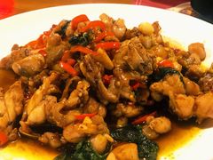 紫苏爆炒牛蛙-湘里乡亲甲王二老店