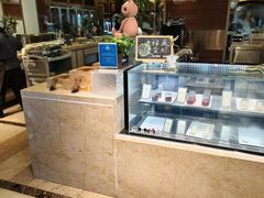 -大中华希尔顿酒店-念自助餐·嗨啤·小龙虾
