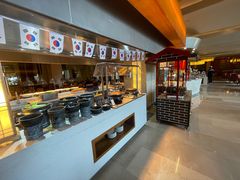 自助取餐区-青岛金沙滩希尔顿酒店·自助餐厅