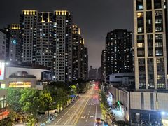 -瑞虹新天地月亮湾