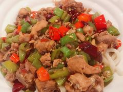辣爆小公鸡拌面-文三里屯面馆(三里屯店)