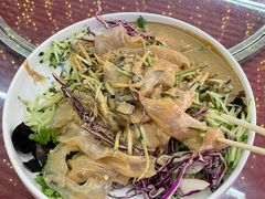 -鑫渔港海鲜本地菜·山海关浑锅(东戴河店)