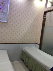 -苗医生专业祛痘·皮肤管理
