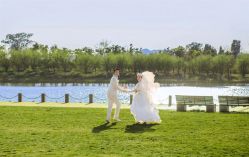 -挪娅婚纱摄影皇家会所