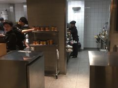 -麦当劳(龙阳路店)