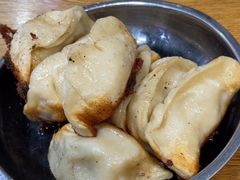 -黄阿姨锅贴大王(万航渡路店)