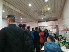 -花溪王记牛肉粉(四季花溪商场店)