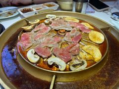 -猪啊牛呀羊啊铜盘烤肉(正大广场店)