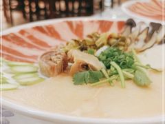 -桥香园云南过桥米线(金马碧鸡店)