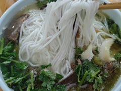 -全家福米线