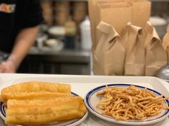 -正南齐北·老街糯米团(洪崖洞店)