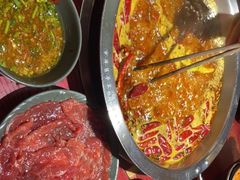 -谭鸭血老火锅(远大购物广场店)