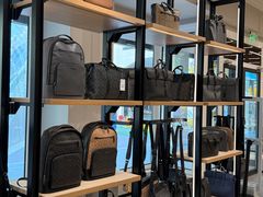 -COACH蔻驰(赛特奥特莱斯店)