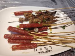 -老街烧烤大排档·地道湖北菜·龙虾馆(汉口火车站店)