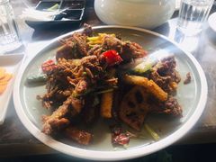 -三人行骨头王火锅(长寿店)