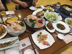-青瓦餐厅·生鱼片·韩园烤肉(西塔店)