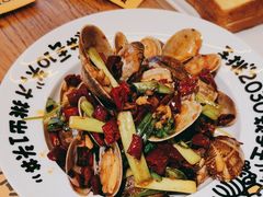 -喝丢一只鞋海鲜烧烤·海肠捞饭(东关街店)