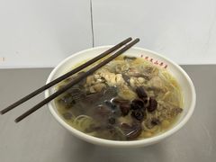 鸡汤米线-文山荷鲜居(翠湖店)