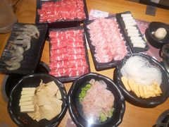 -呷哺呷哺 黄金牧场 (盛世天骄店)