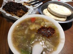 -老兰家传统烧烤炒菜泡馍(小南门店)