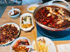 -爱妻鱼•老体北重庆水煮鱼•川菜(白云路店)