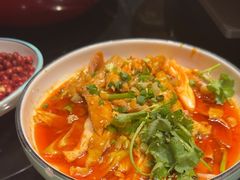 -川流不息·地道川菜·小龙虾(新松江路店)