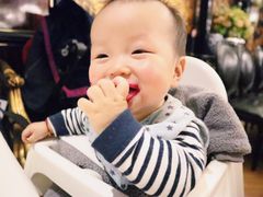 -三亚新鸿港水果一级批发市场